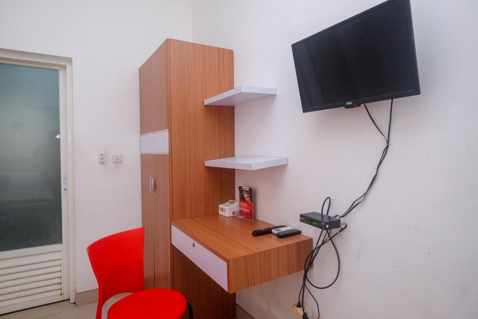 Reddoorz Syariah Near Simpang Lima Semarang Jomblang Exterior foto